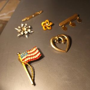 Vintage brooches